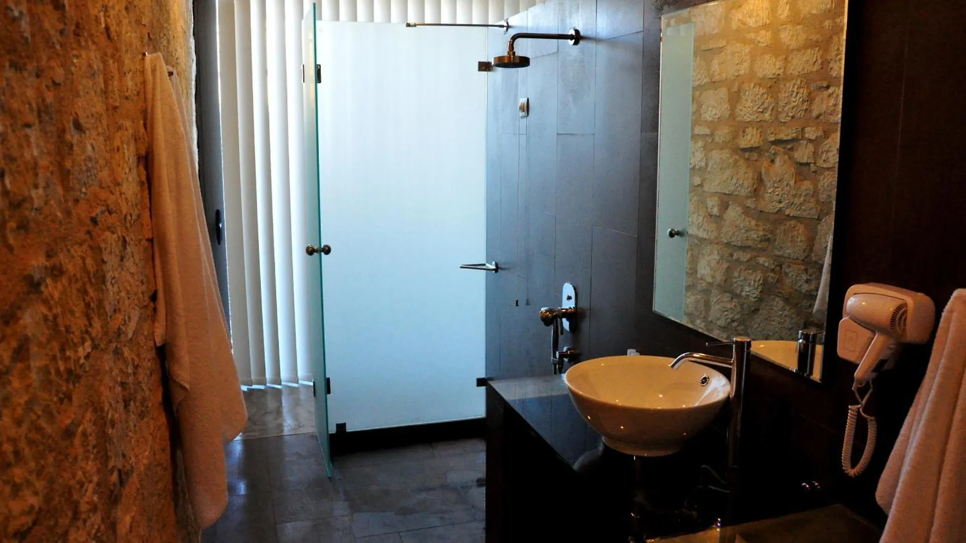 Leivatho Hotel Svoronata