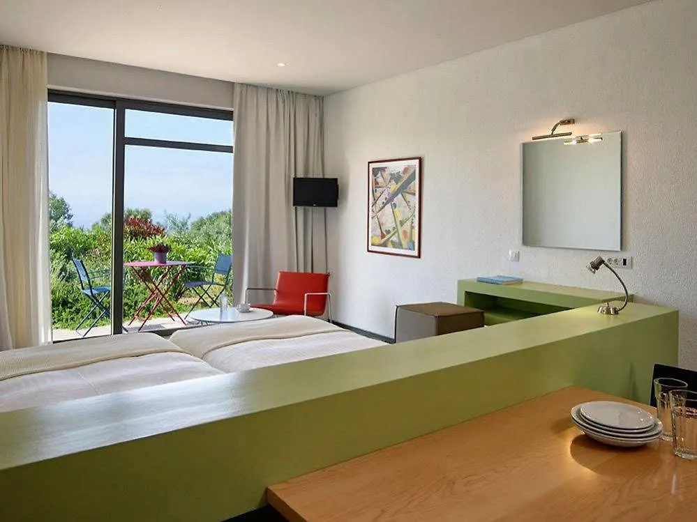Leivatho Hotel Svoronata